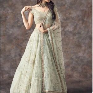 Elegant Cream Women's Dress